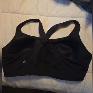Lululemon Black Coolmax Sports Bra / 40DD.